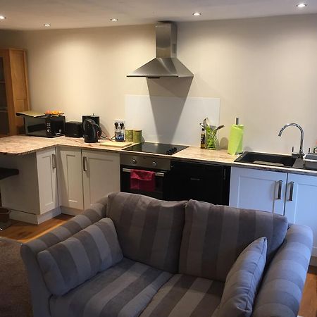 Winwood Apartment 홀름퍼스 외부 사진